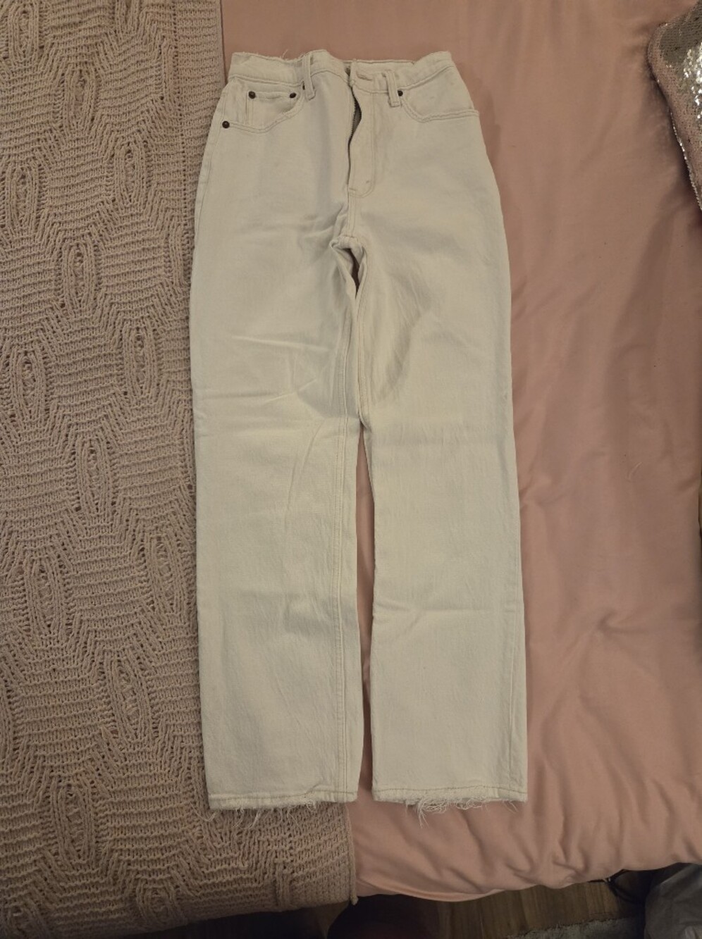 Abercrombie & Fitch Straight Leg Jeans in Off-White